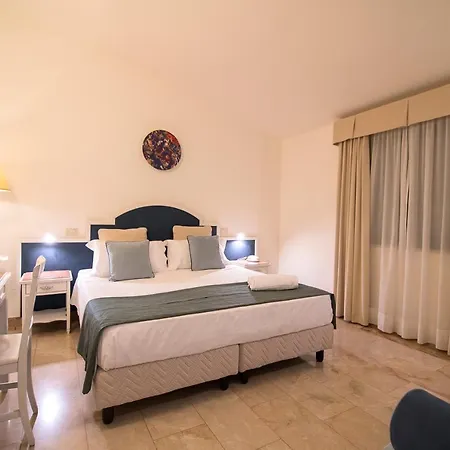 Delfino Hotel