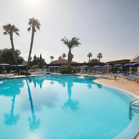Delfino Hotel 4*