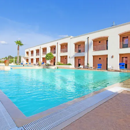 Delfino Beach - Cdshotels 4*