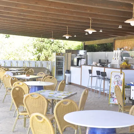 Отель Delfino Beach - Cdshotels