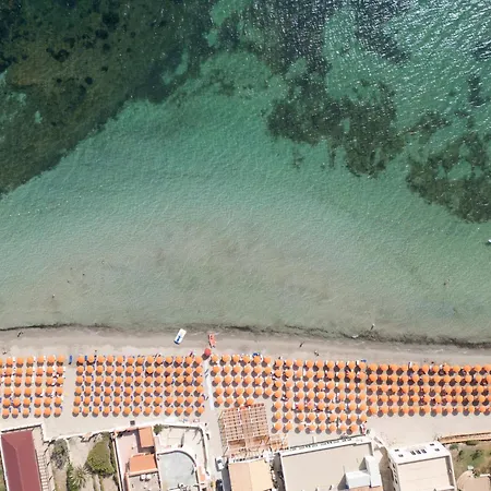 Hotell Delfino - Cdshotels