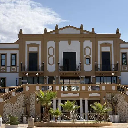 Delfino - Cdshotels Hotel