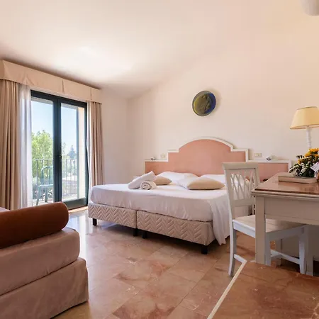 Delfino - Cdshotels Hotel 4*