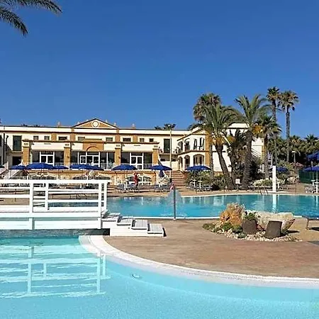 Hotell Delfino - Cdshotels