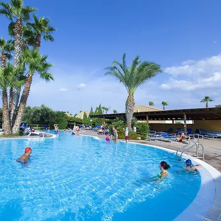 Delfino Hotel 4*