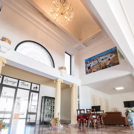 Delfino Beach - Cdshotels 4* Μαρσάλα