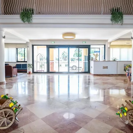 Hotel Delfino 4*