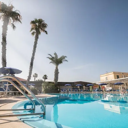 Delfino Hotel 4*